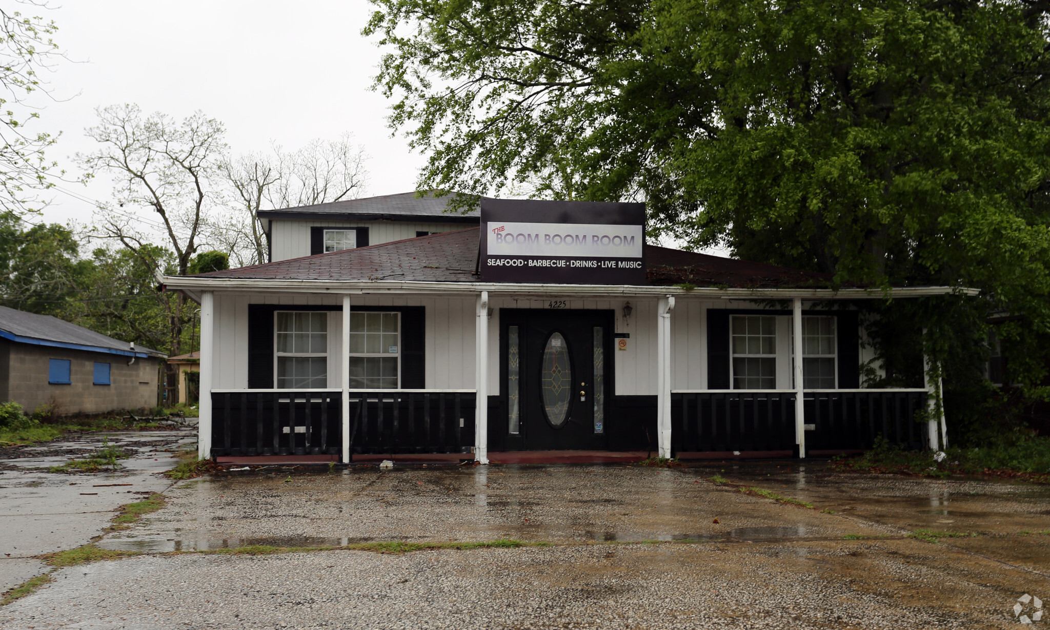 4225 Main St, Moss Point, MS for sale Primary Photo- Image 1 of 1