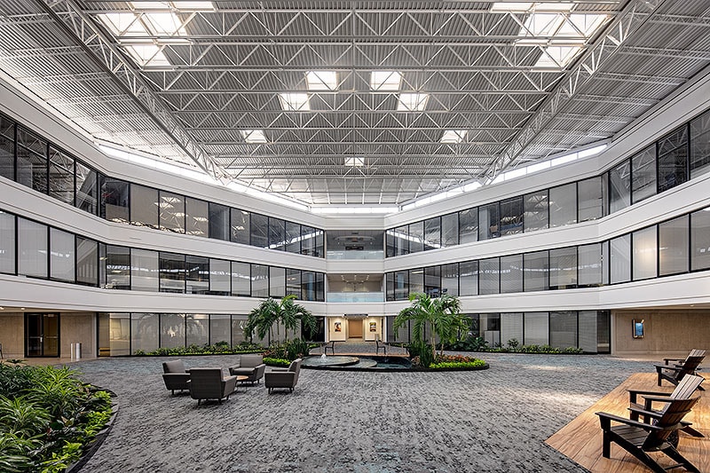 5404 Cypress Center Dr, Tampa, FL for lease - Interior Photo - Image 2 of 25