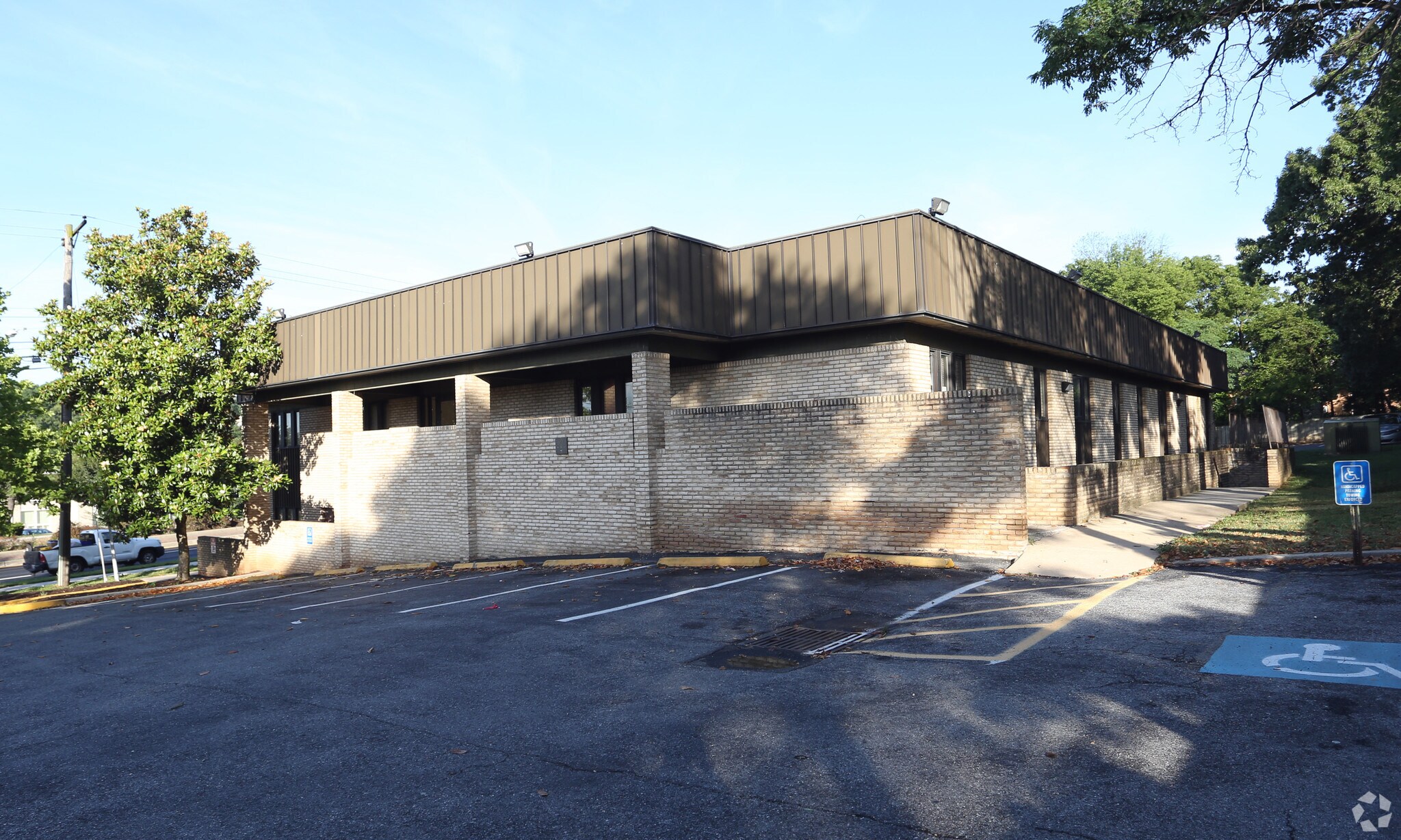 6490 Landover Rd, Hyattsville, MD 20785 Landover Professional Building