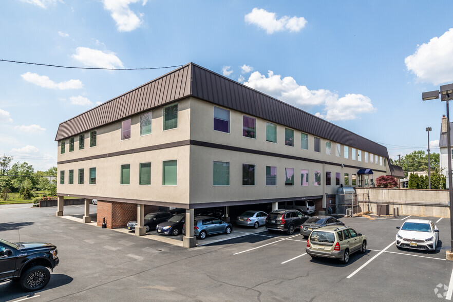 401 E Marlton Pike, Cherry Hill, NJ for lease - Building Photo - Image 1 of 7