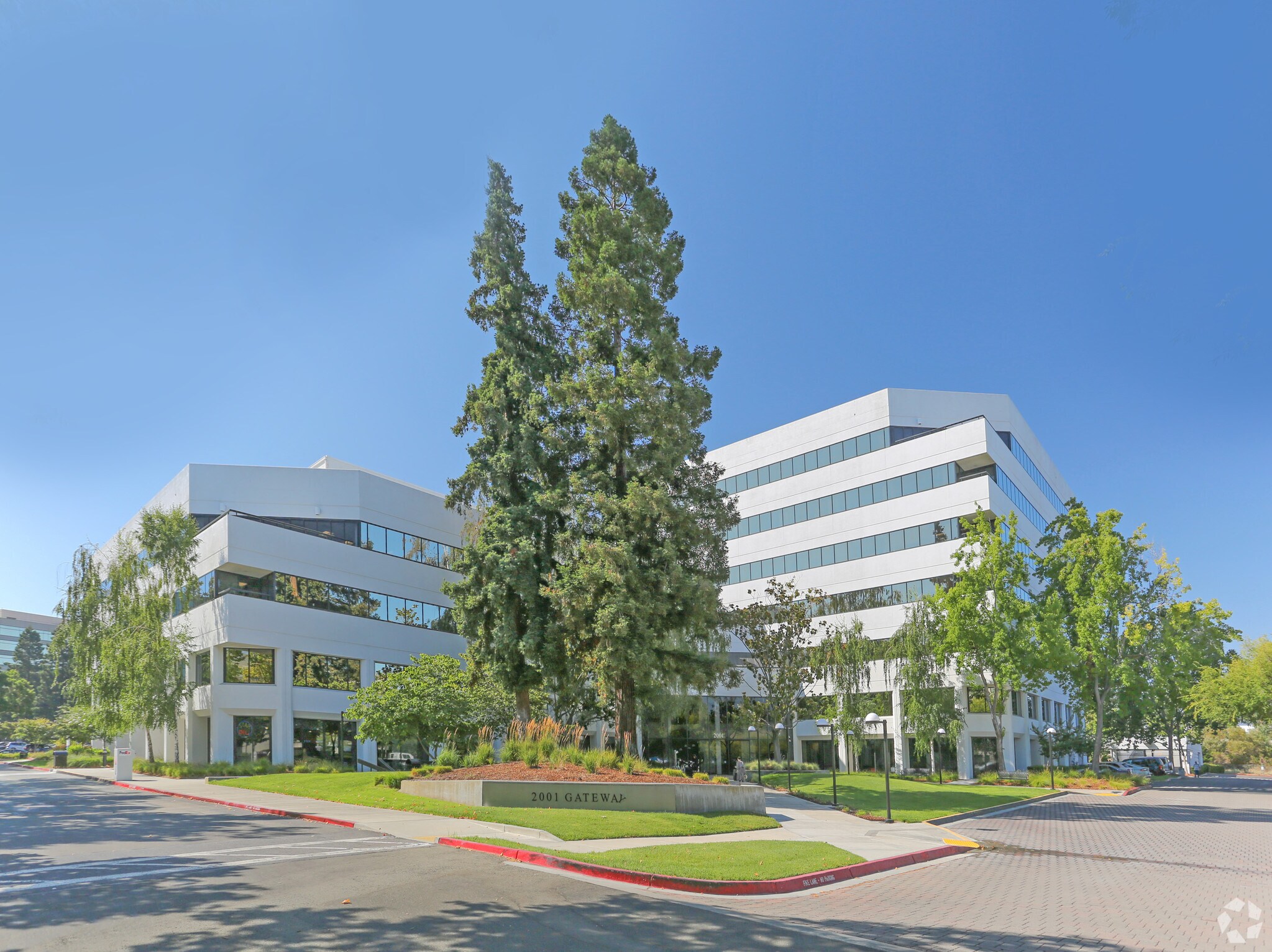 The Stunning Architecture Of 2025 Gateway Place, San Jose - 79yzsyx