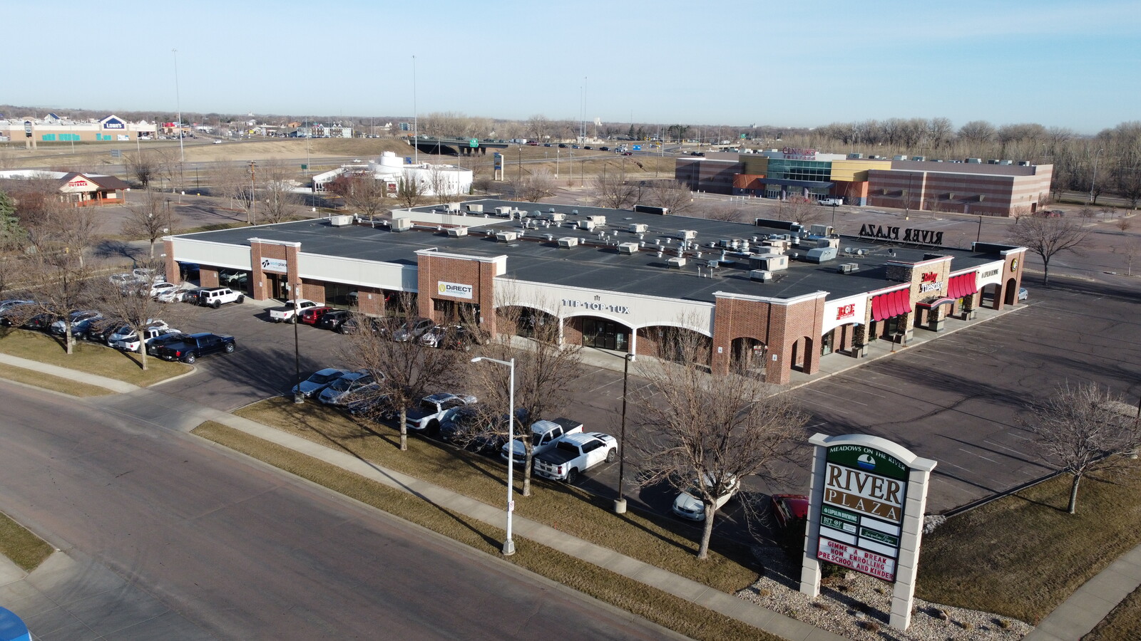 2425 S Shirley Ave, Sioux Falls, SD 57106 - River Plaza | LoopNet