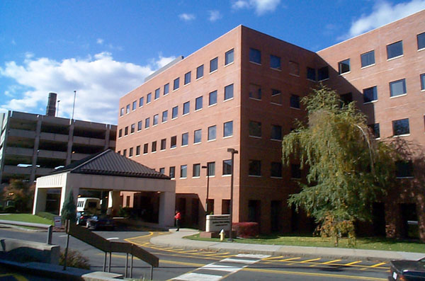 2 Medical Center Dr, Springfield, MA for lease - Building Photo - Image 2 of 12