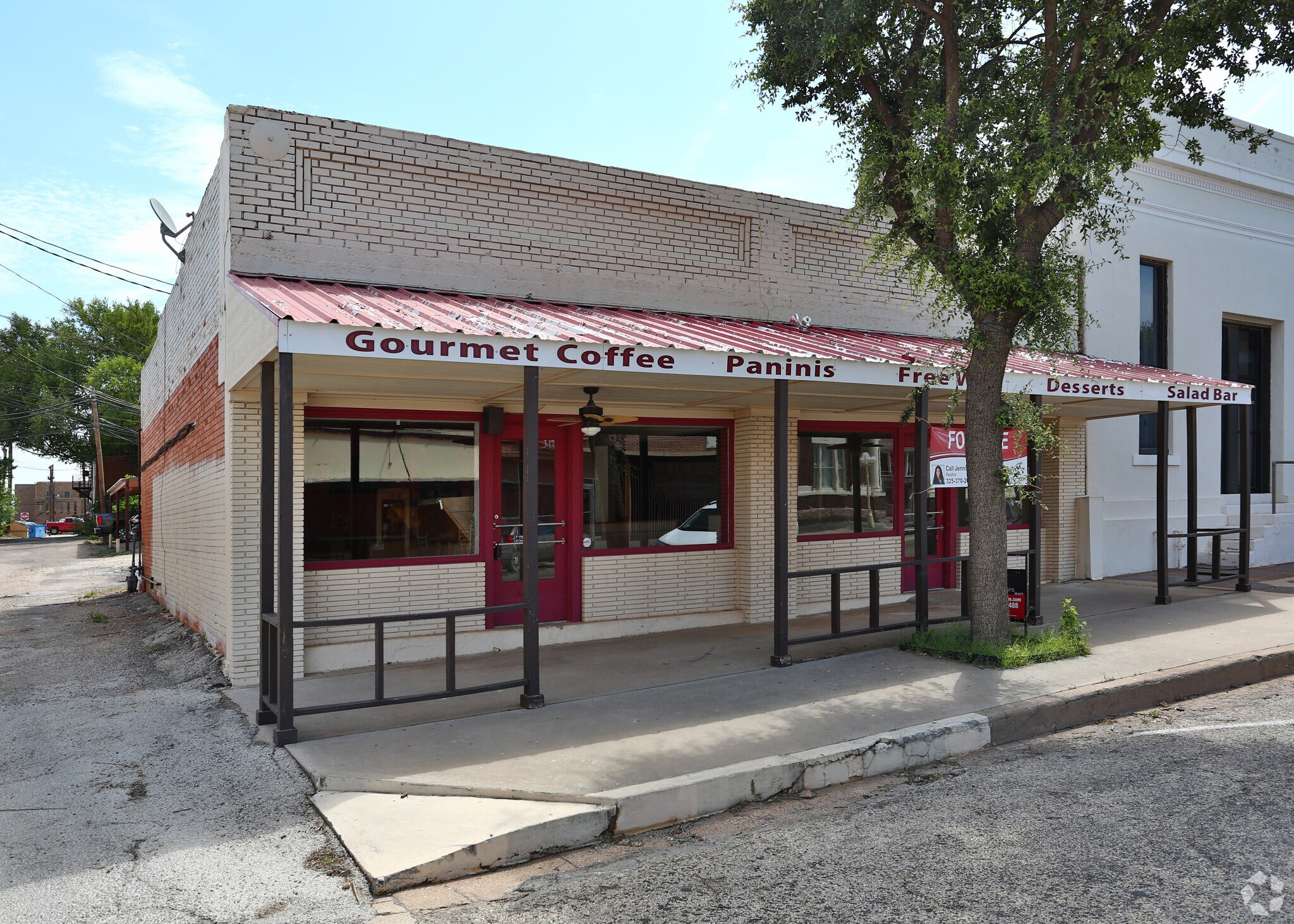 310-312 Oak St, Sweetwater, TX for sale Primary Photo- Image 1 of 1