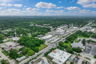 501 S Friendswood Dr, Friendswood, TX - aerial  map view