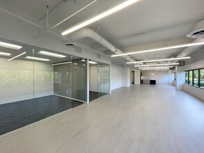 4525 Wilshire Blvd, Los Angeles, CA for lease Interior Photo- Image 2 of 2