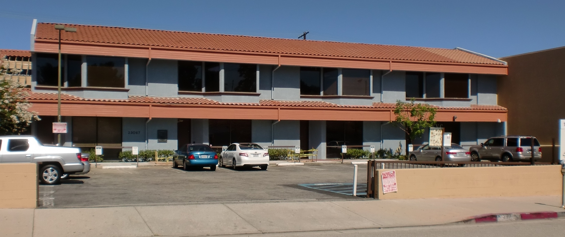 23067 Ventura Blvd, Woodland Hills, CA for sale Building Photo- Image 1 of 1