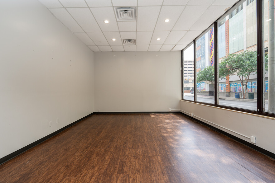 405-419 N Saint Marys St, San Antonio, TX for lease - Interior Photo - Image 3 of 21