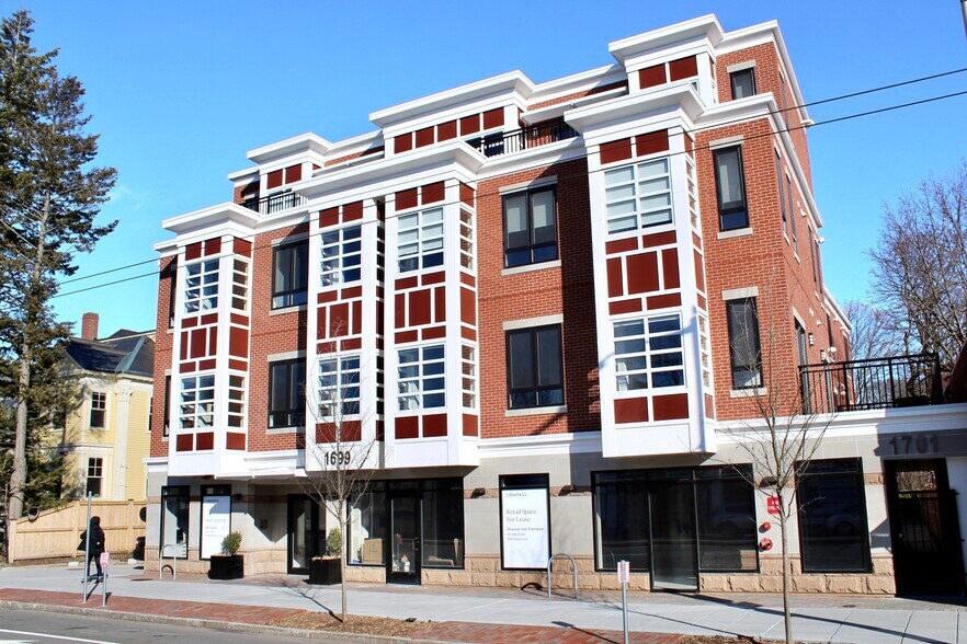 16991701 Massachusetts Ave, Cambridge, MA 02138