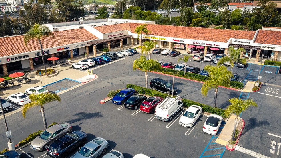 28161-28241 Marguerite Pky, Mission Viejo, CA for lease - Building Photo - Image 3 of 13