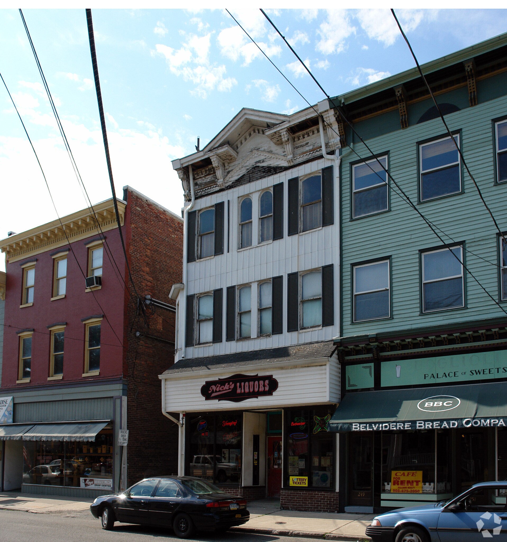 247 Water St, Belvidere, NJ 07823