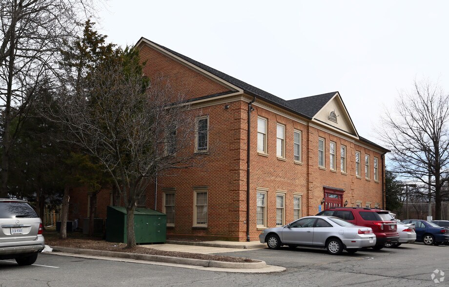 6142 Franconia Rd, Alexandria, VA for sale - Building Photo - Image 1 of 1