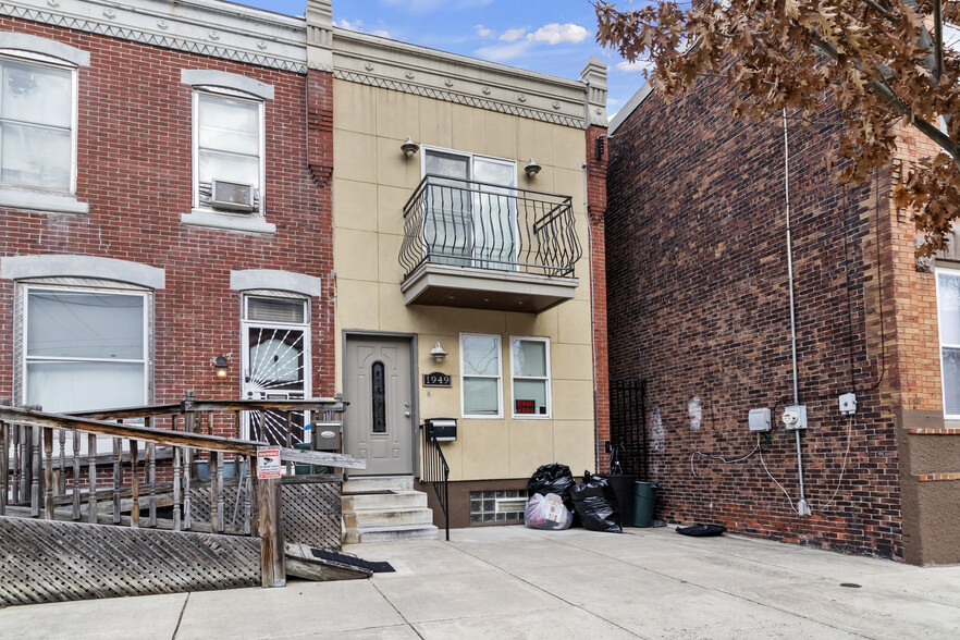 1949 E Stella St, Philadelphia, PA for sale - Primary Photo - Image 1 of 1