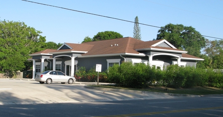 4011 26th St, Bradenton, FL for sale - Primary Photo - Image 1 of 8