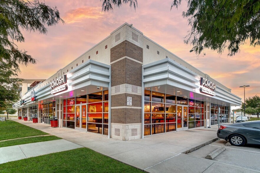 4701 Calhoun Rd, Houston, TX 77004