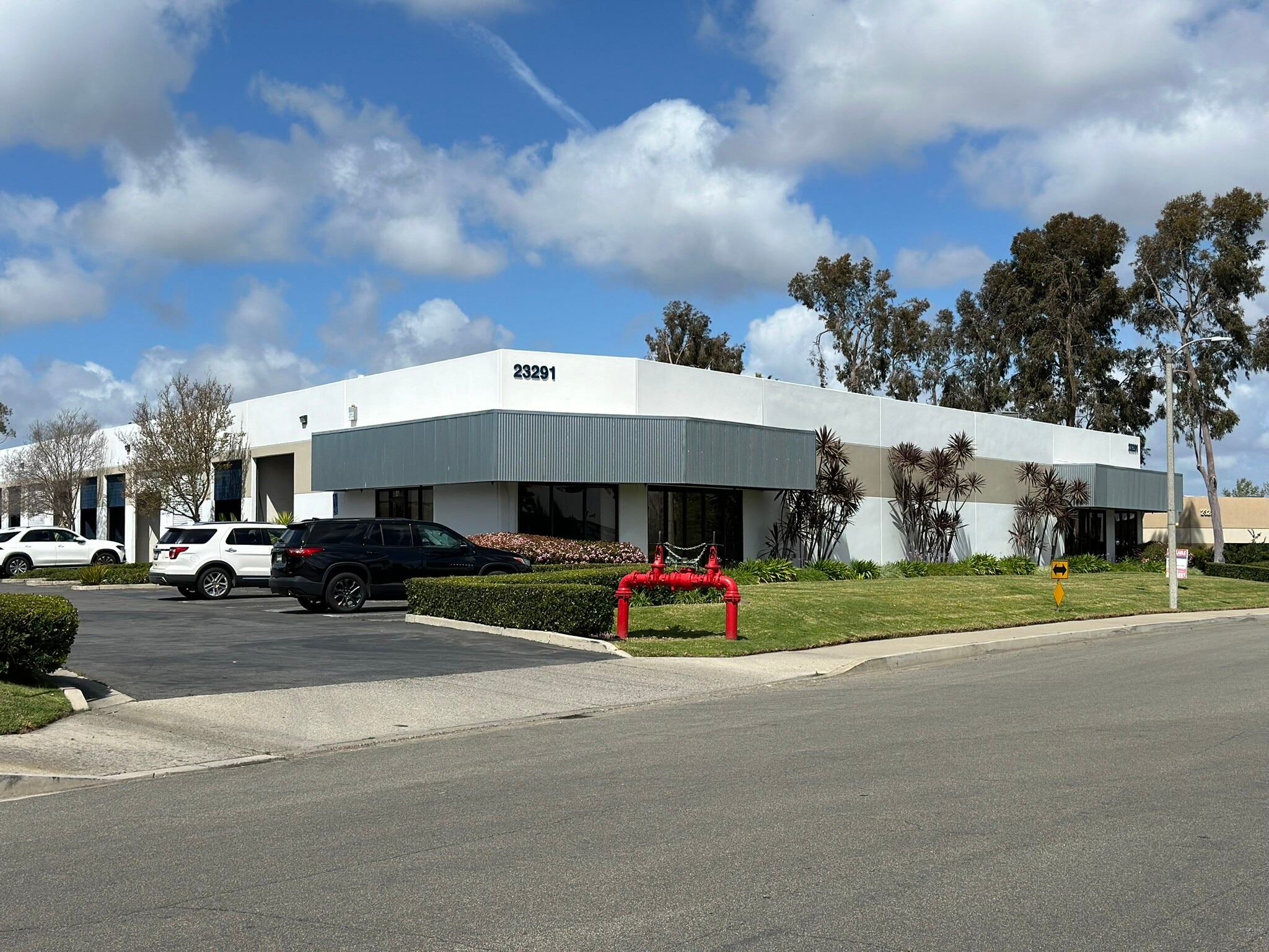 23291 Peralta Dr, Laguna Hills, CA for lease Building Photo- Image 1 of 5