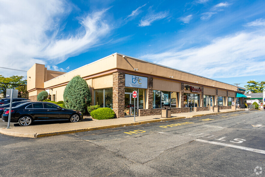 251 Clifton Ave, Clifton, NJ for lease - Building Photo - Image 2 of 4