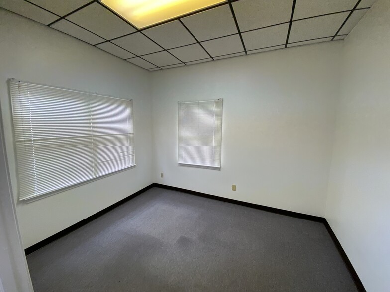 370 Neff Ave, Harrisonburg, VA for lease - Building Photo - Image 3 of 7