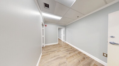 7777 Leesburg Pike, Falls Church, VA for lease Interior Photo- Image 2 of 4