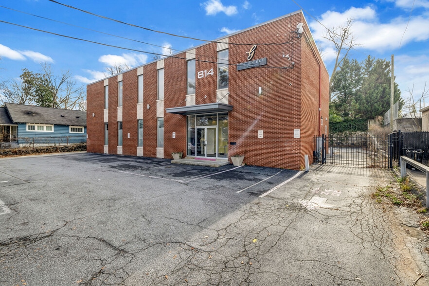 814 Bellemeade Ave NW, Atlanta, GA for lease - Building Photo - Image 1 of 16