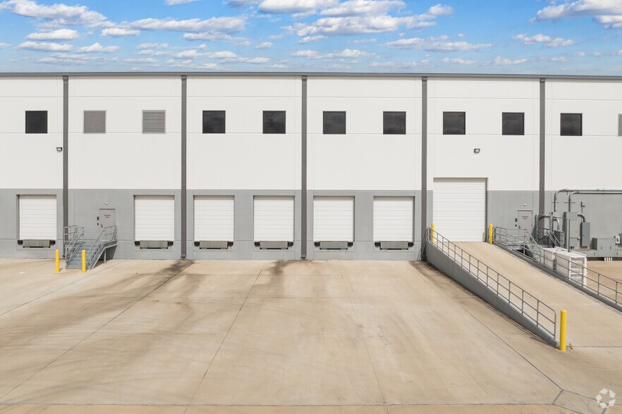 31067 Kingsland Blvd, Brookshire, TX for lease - Building Photo - Image 3 of 5