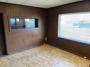 1414 E Morris St, Dalton, GA for lease Interior Photo- Image 2 of 16