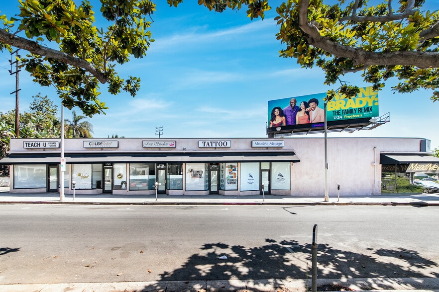 1790-1796 Kelton Ave, Los Angeles, CA for lease - Building Photo - Image 2 of 12
