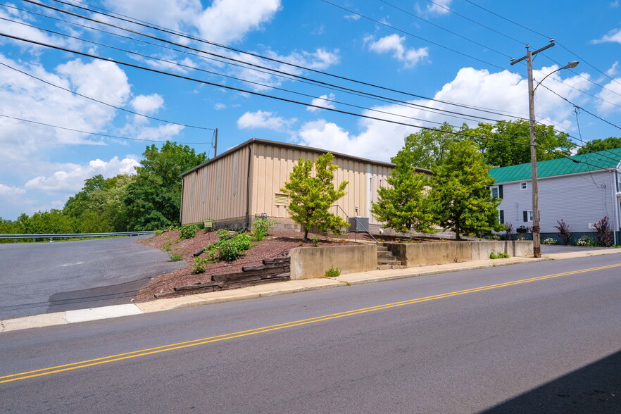 119 Hampton st, Staunton, VA for lease - Building Photo - Image 2 of 16