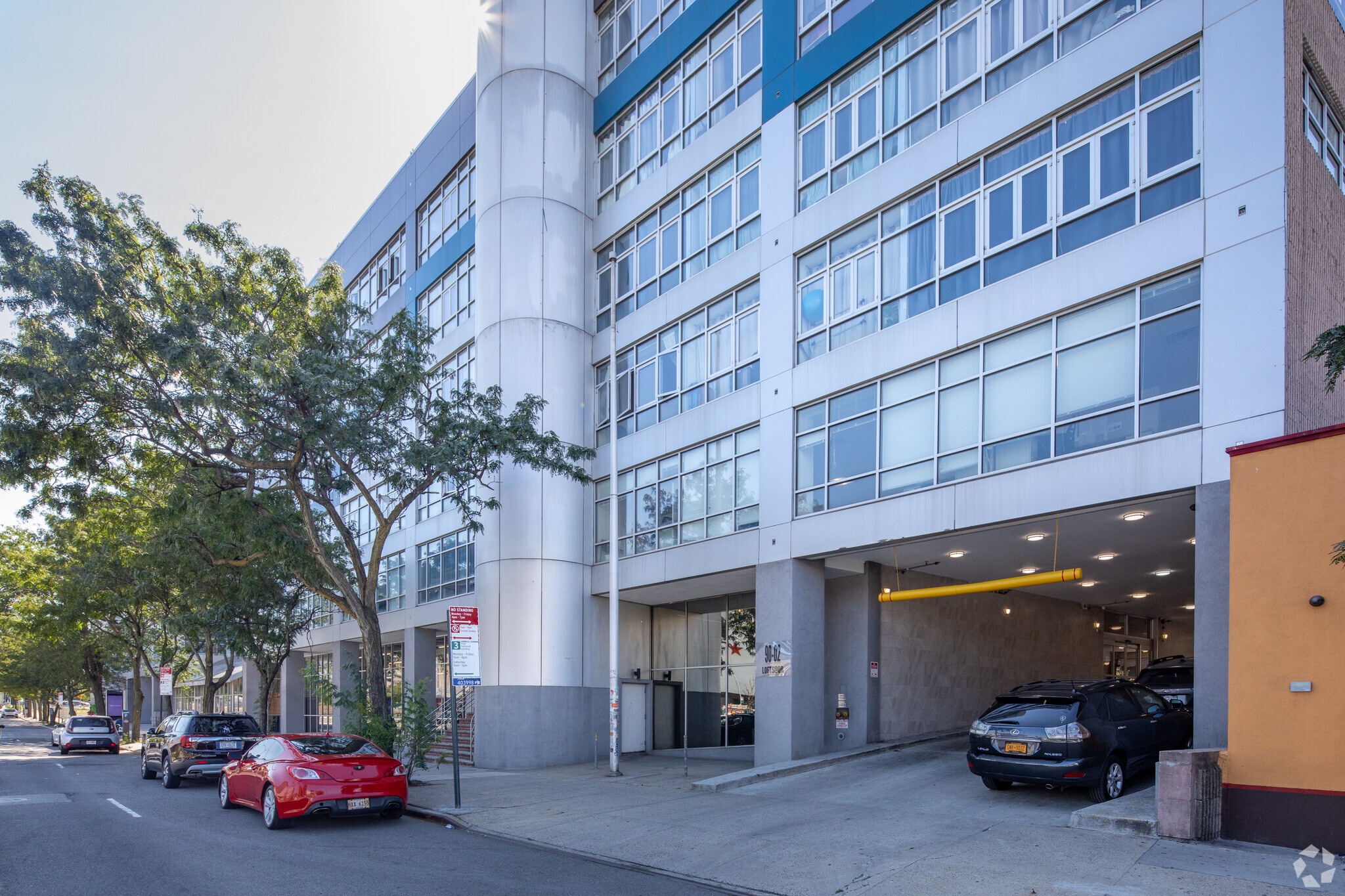 9002 Queens Blvd, Elmhurst, NY 11373 Lofts at QB