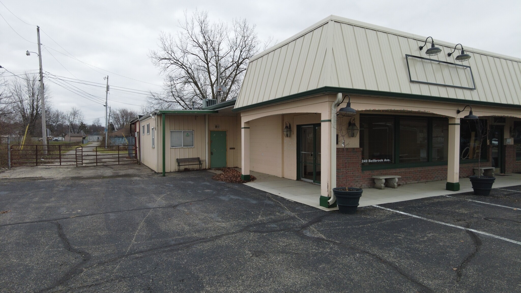 245251 Bellbrook Ave, Xenia, OH 45385 Kennedy Korners Shopping