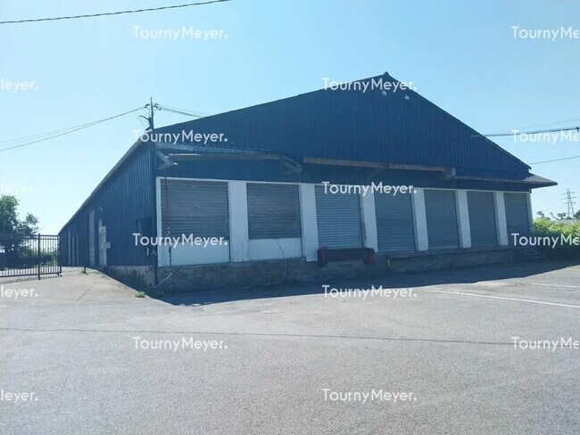 Location Entrepôt 1 400 m²