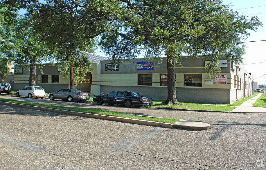 3909 Bienville St, New Orleans, LA for sale - Primary Photo - Image 1 of 1