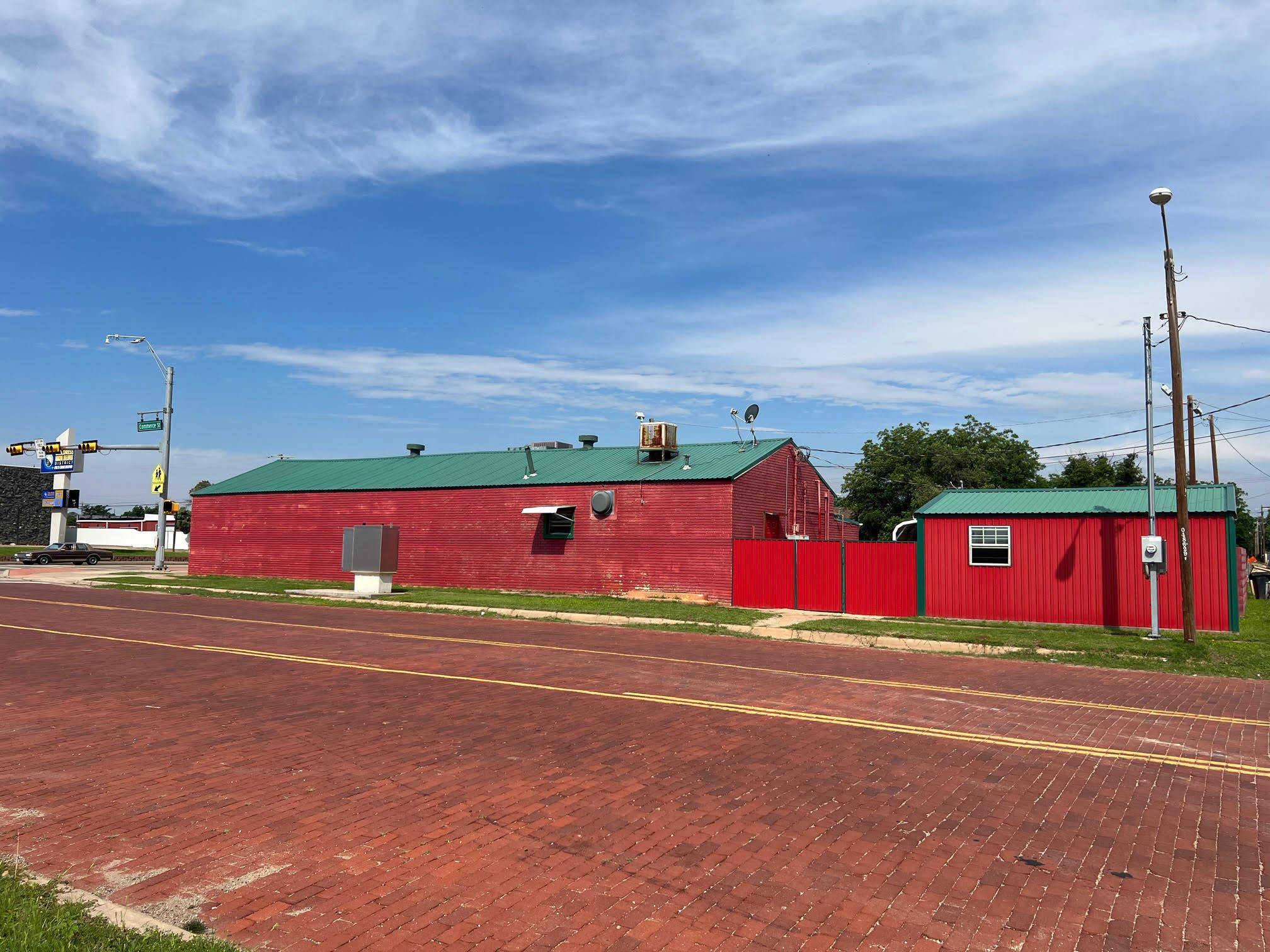 200 Avenue F NW, Childress, TX 79201 Retail for Sale