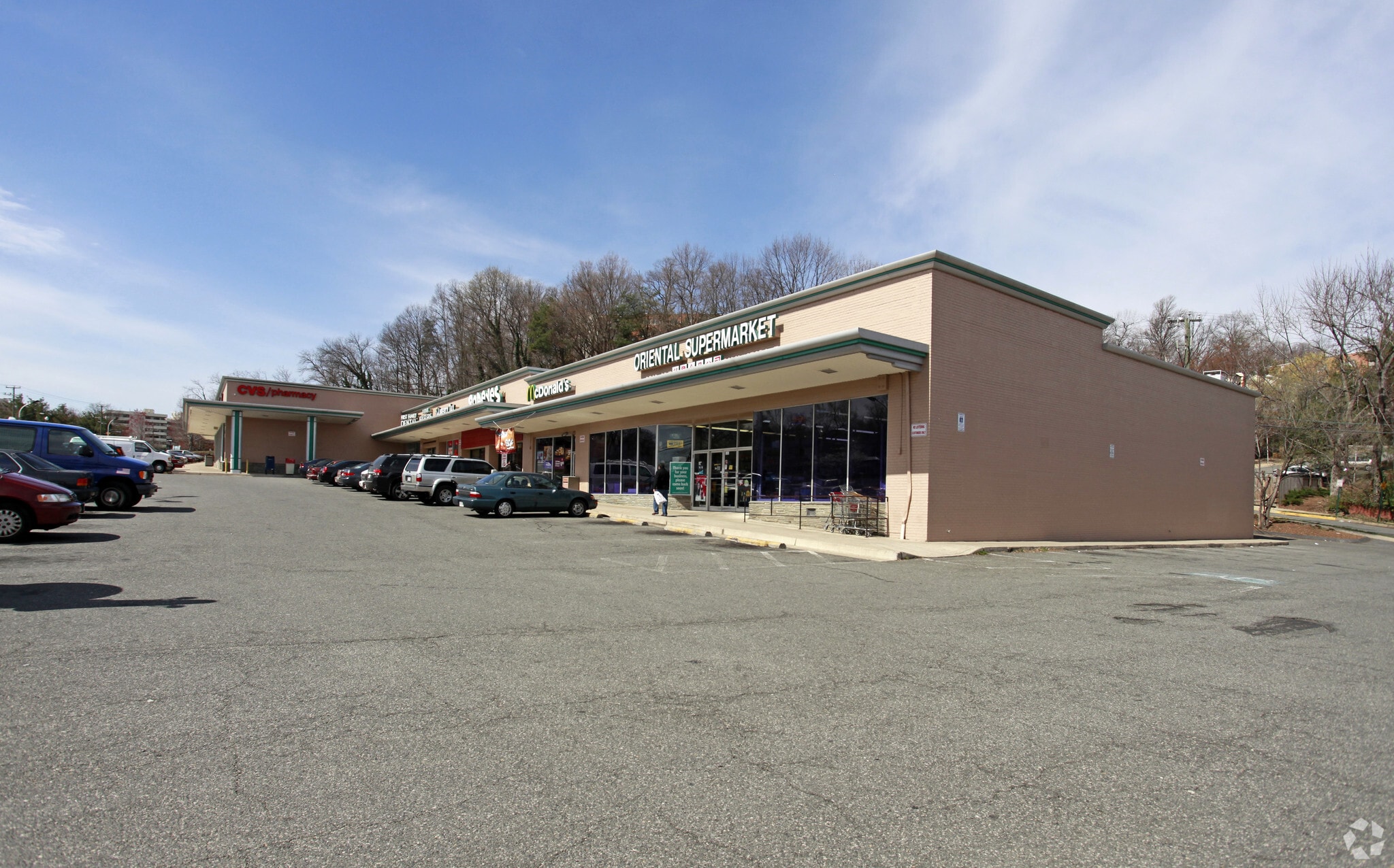 50015037 Columbia Pike, Arlington, VA 22204 Columbia Pike Plaza