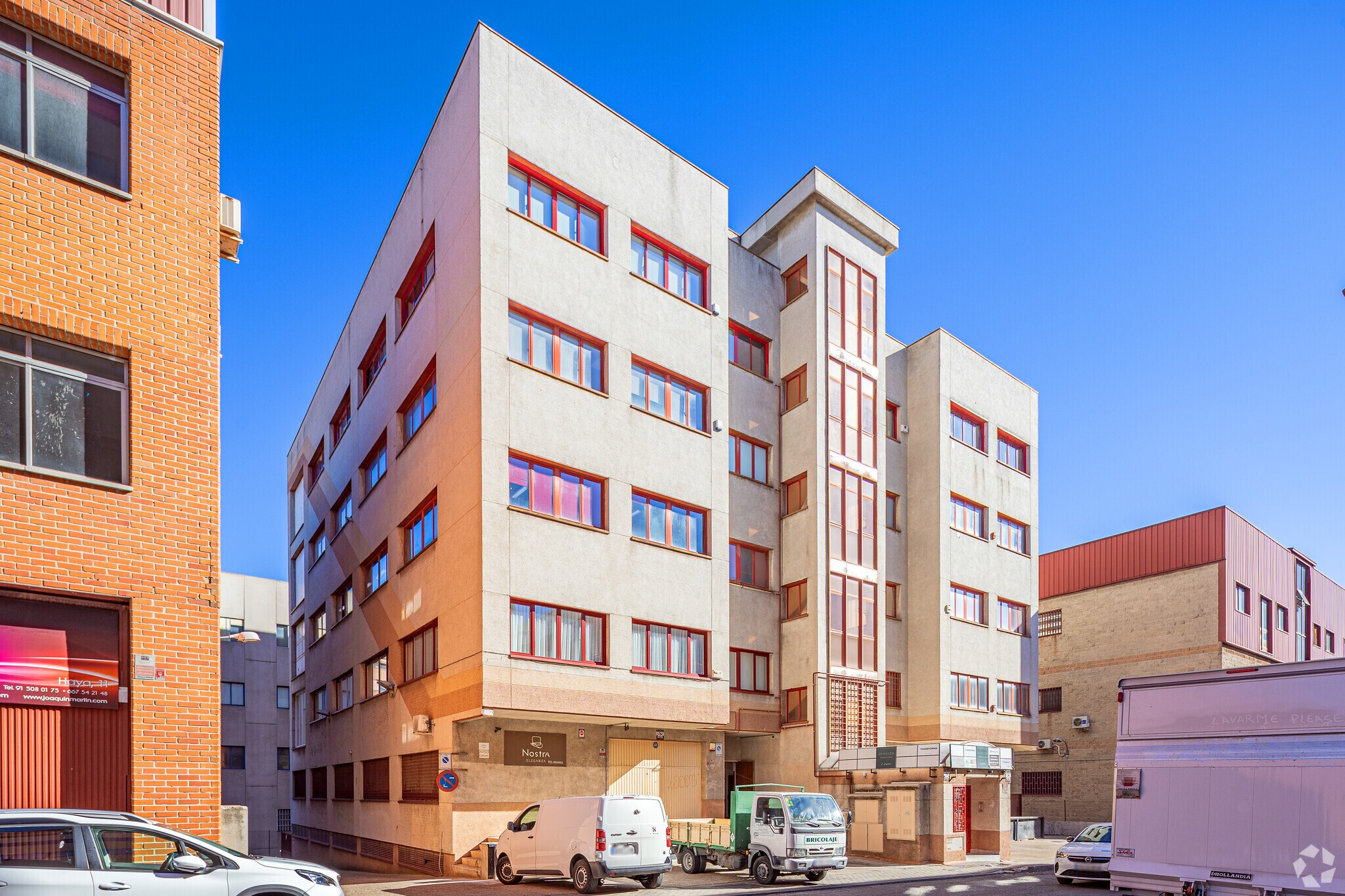 Calle Haya, 13, Madrid, Madrid for sale Primary Photo- Image 1 of 1