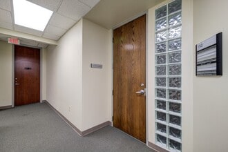 751 Hebron Pky, Lewisville, TX for lease Interior Photo- Image 1 of 1