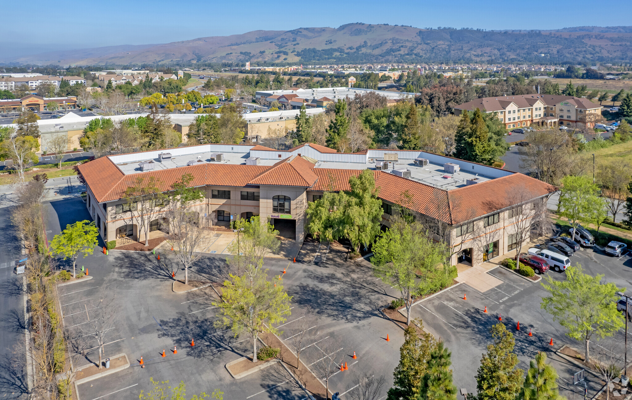 610 Jarvis Dr, Morgan Hill, CA for lease Building Photo- Image 1 of 12