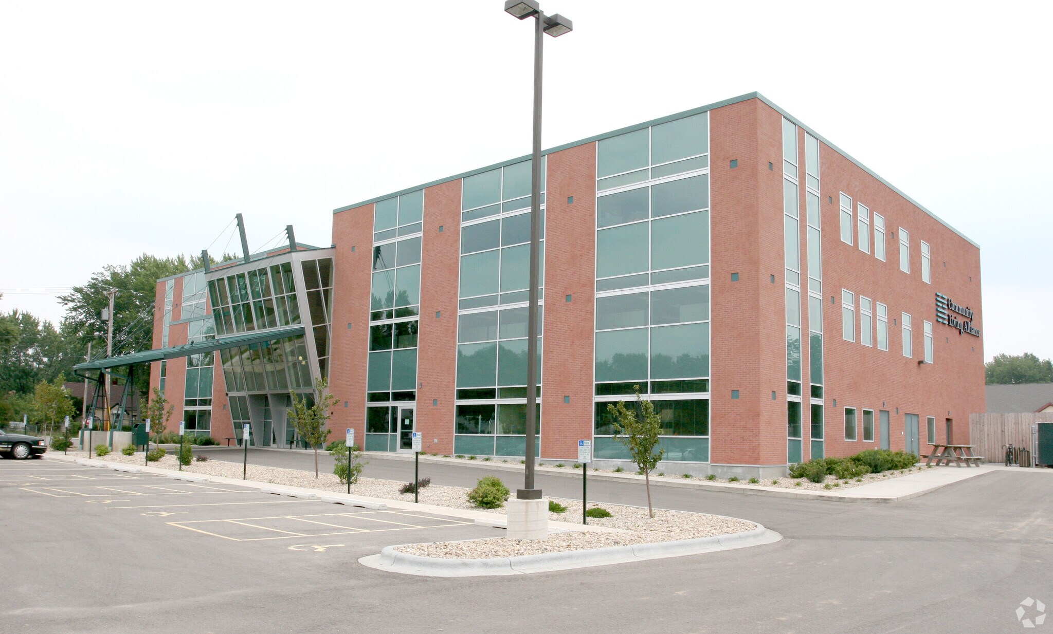 1414 Mac Arthur Rd, Madison, WI for lease Primary Photo- Image 1 of 4