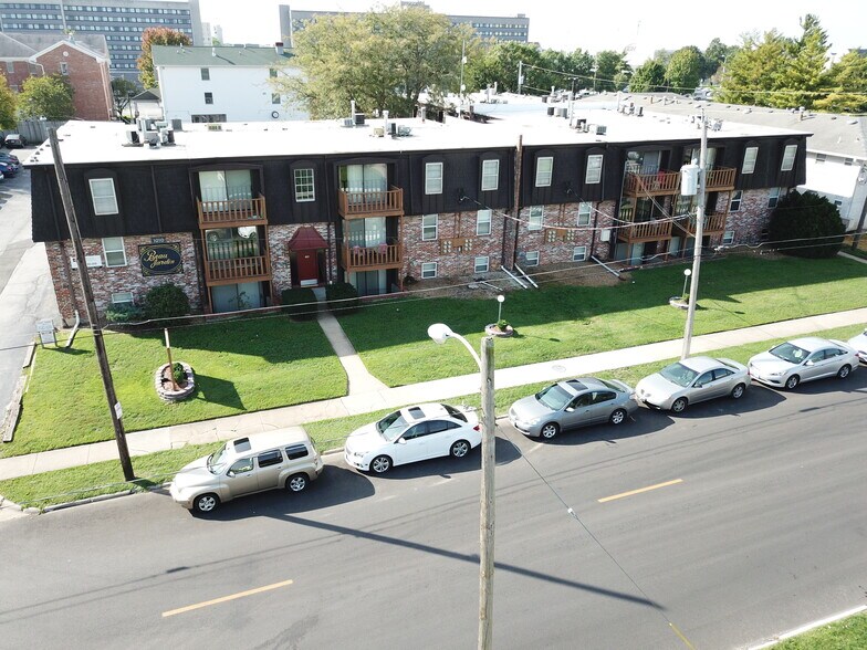 1010 E Elm St, Springfield, MO for sale - Building Photo - Image 1 of 1