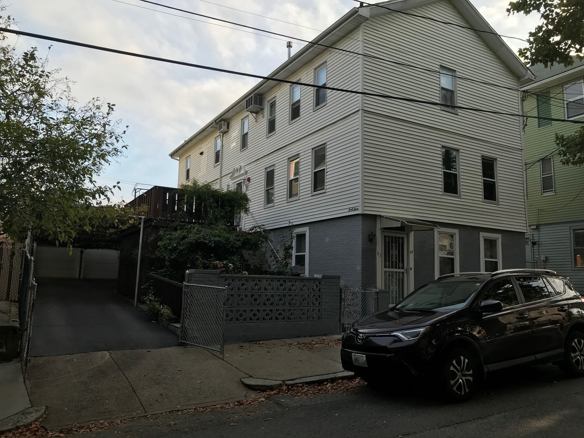 41 E Transit St, Providence, RI for sale Primary Photo- Image 1 of 1