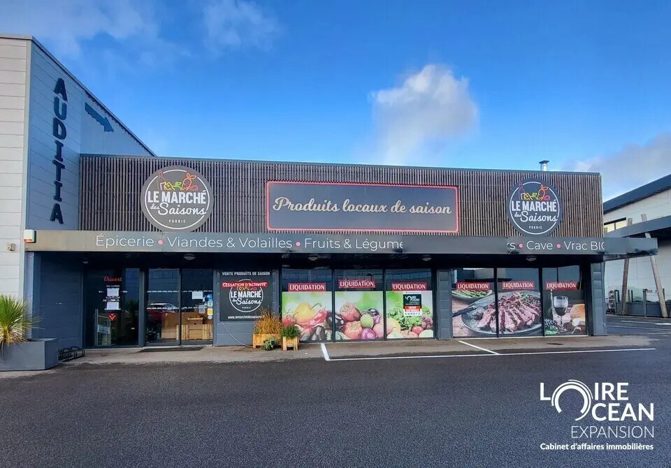 Location Commerce 490 m² - Photo 1
