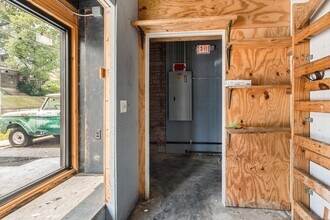 823 Woodland St, Nashville, TN for lease Interior Photo- Image 2 of 21