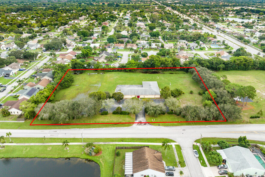 5700 Bentbrook Blvd, Lake Worth, FL 33467 | LoopNet