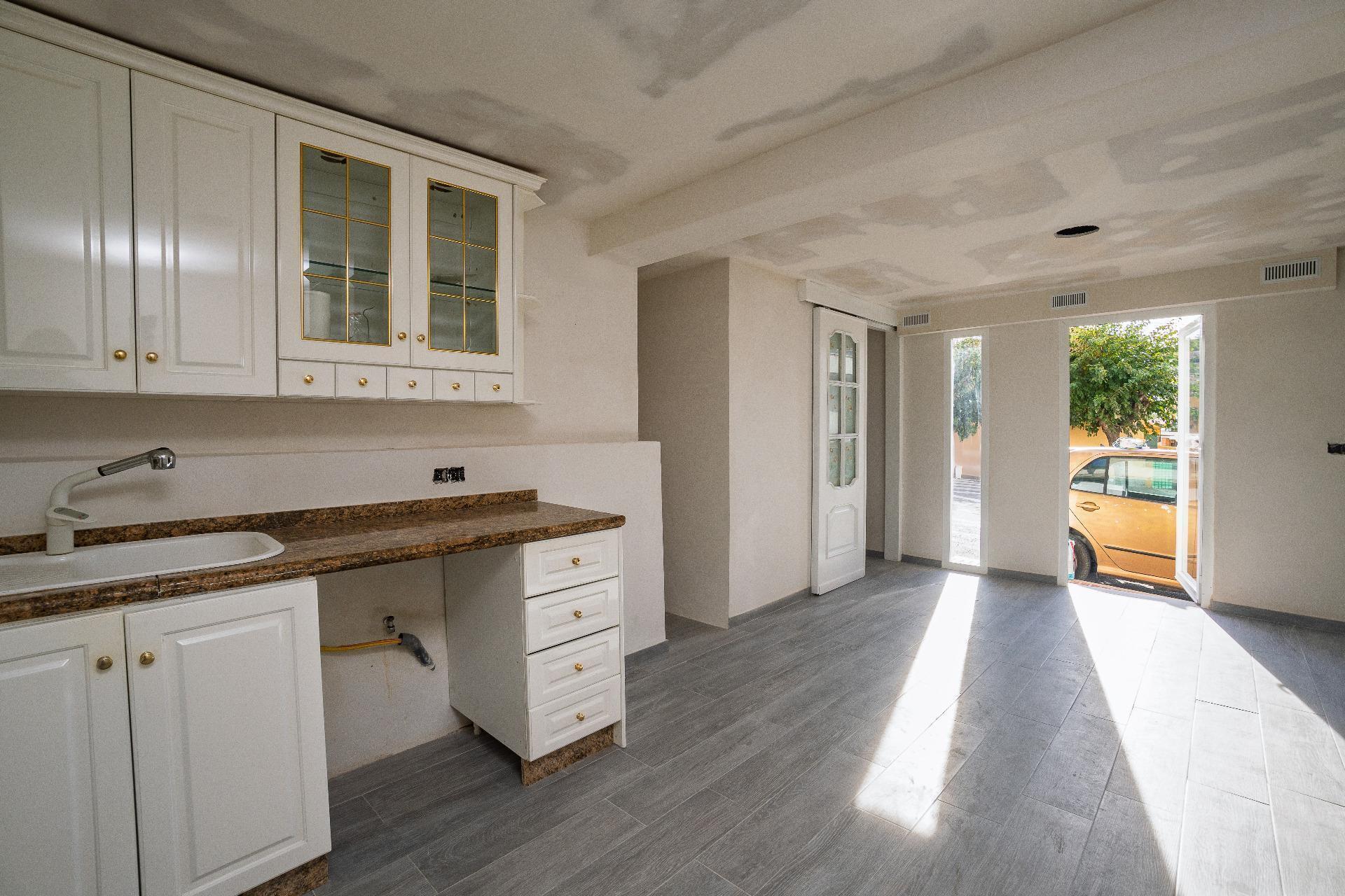 Retail in Benidorm, Alicante for sale Building Photo- Image 1 of 26