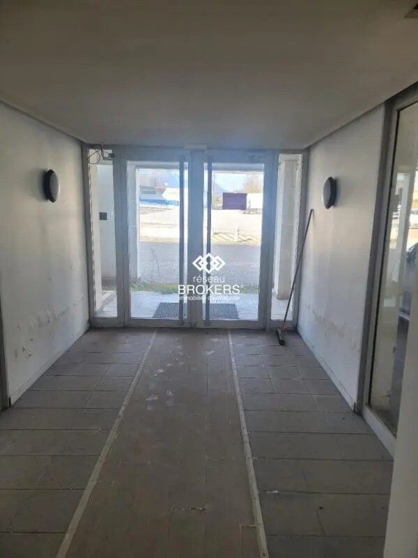 Office in La Motte-Servolex for lease Lobby- Image 1 of 9