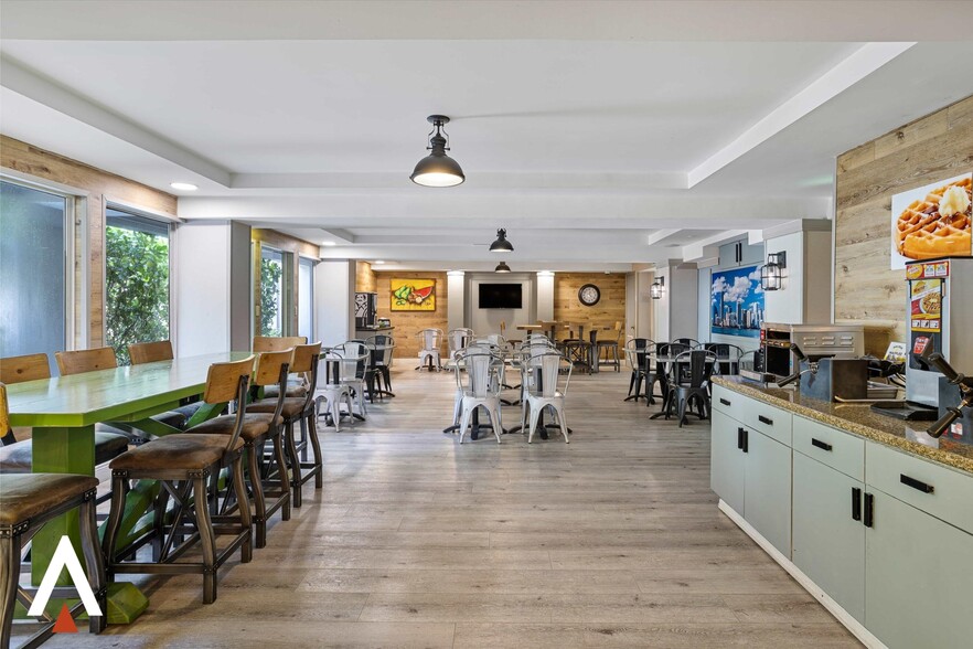 3959 NW 79th Ave, Doral, FL for sale - Interior Photo - Image 3 of 27