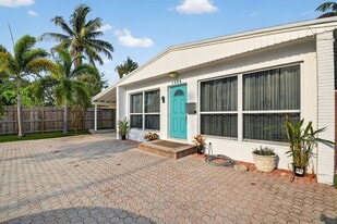Ft Lauderdale Vacation Rental Pool Home - Owner Financed Property