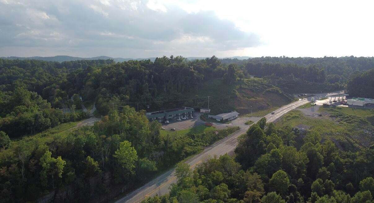 1798 S Wilderness Rd, Mount Vernon, KY for sale Building Photo- Image 1 of 8