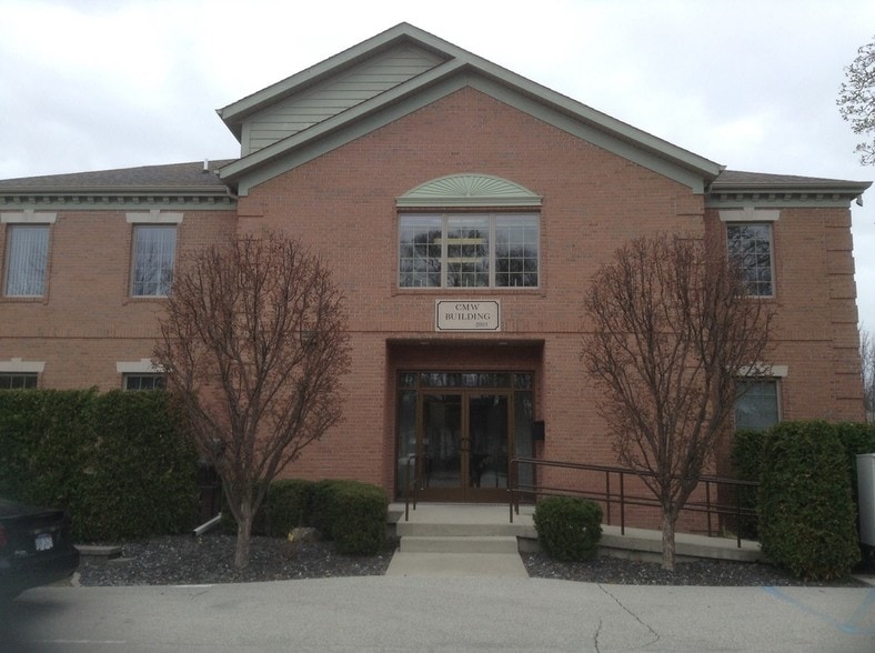 160 S Main St, Frankenmuth, MI for sale - Building Photo - Image 1 of 1