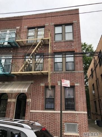 2326 29th Ave, Astoria, NY for sale - Primary Photo - Image 1 of 1